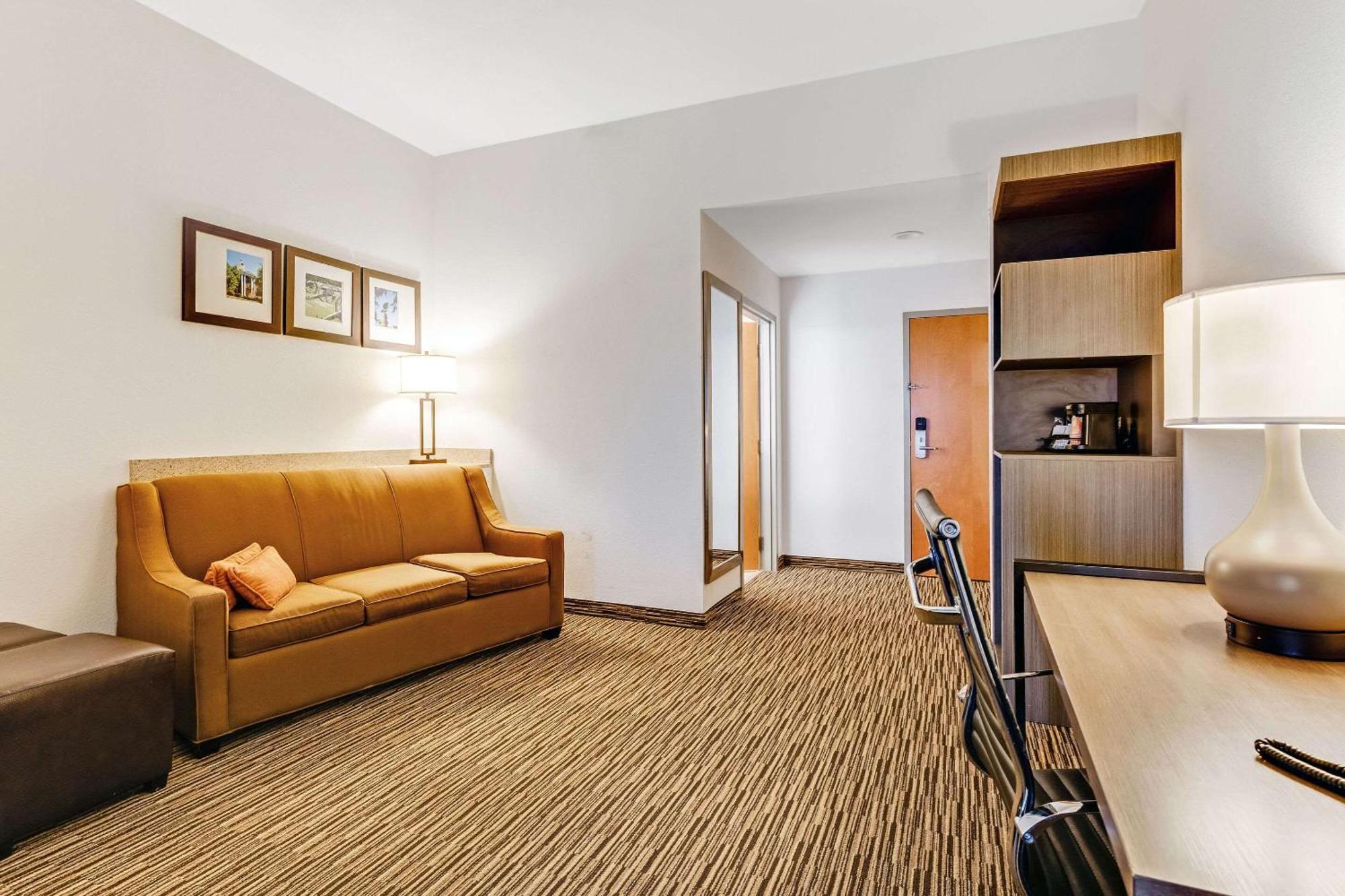 Comfort Suites Murfreesboro Extérieur photo